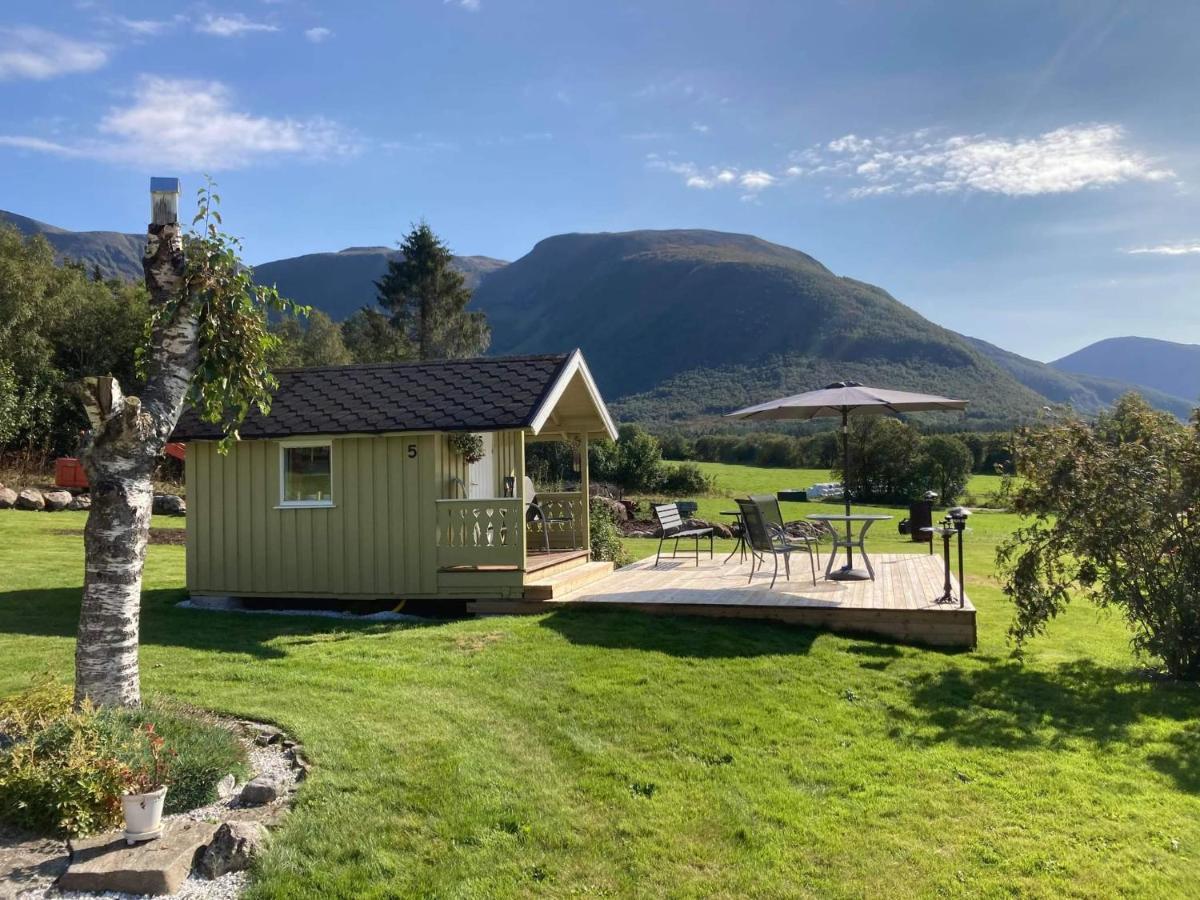 Rodseth Gardsovernatting Hytter Molde Esterno foto