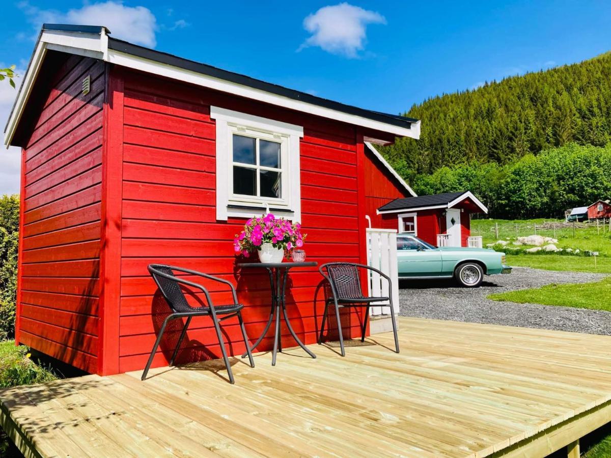 Rodseth Gardsovernatting Hytter Molde Esterno foto
