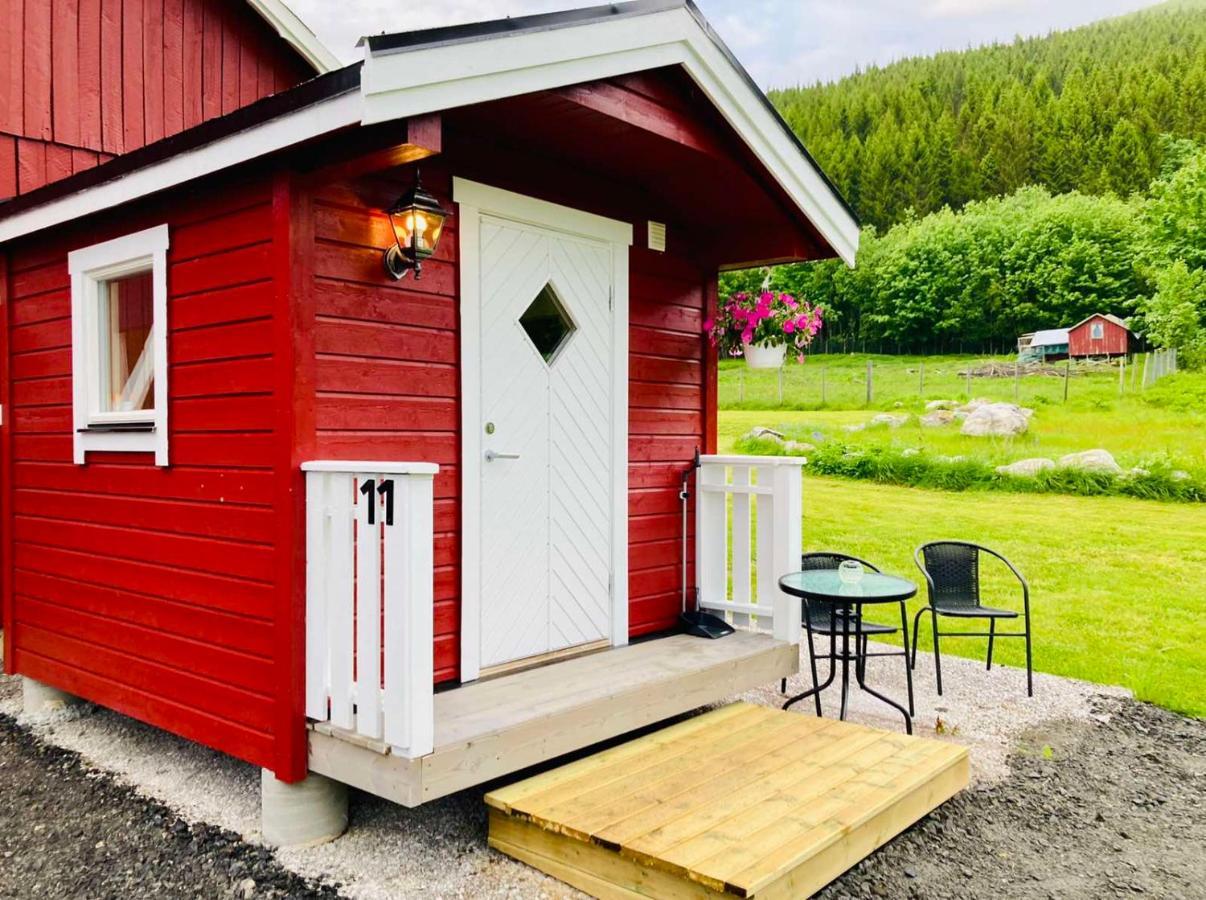 Rodseth Gardsovernatting Hytter Molde Esterno foto