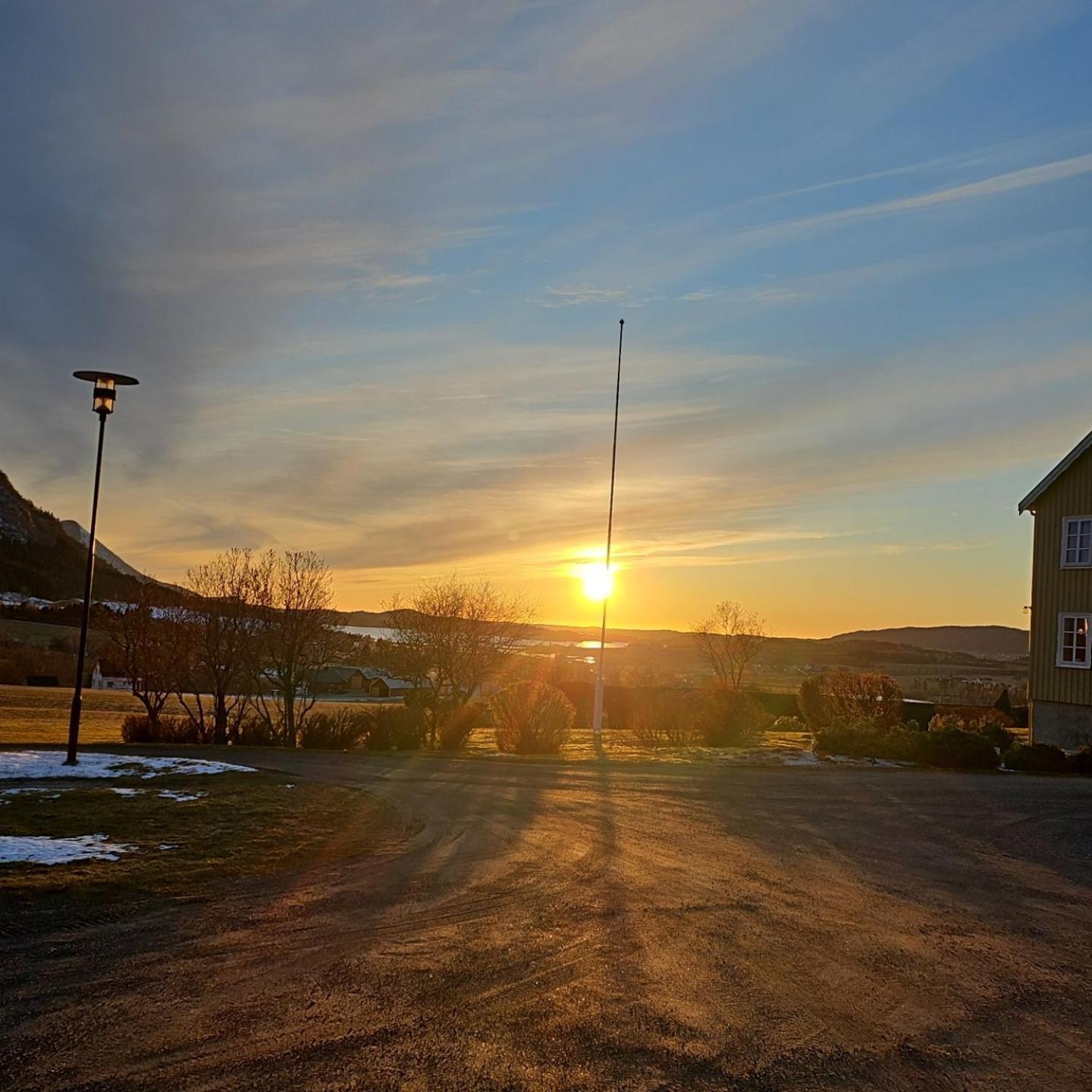 Rodseth Gardsovernatting Hytter Molde Esterno foto